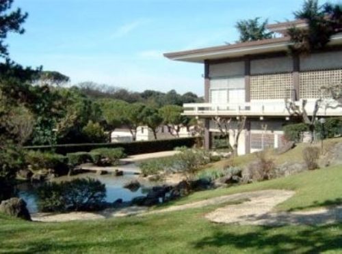 Lanterne di pietra | Il giardino Sen’en all’Istituto Giapponese