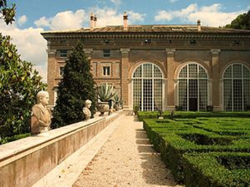 Apertura riservata |Villa Madama capolavoro di Raffaello