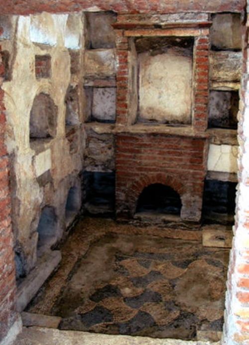 Apertura riservata | La Necropoli Ostiense