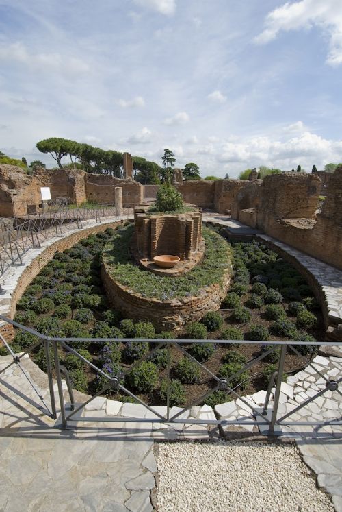 Il Palatino a colori | Le rovine del Palazzo imperiale e la mostra “Orti e giardini"