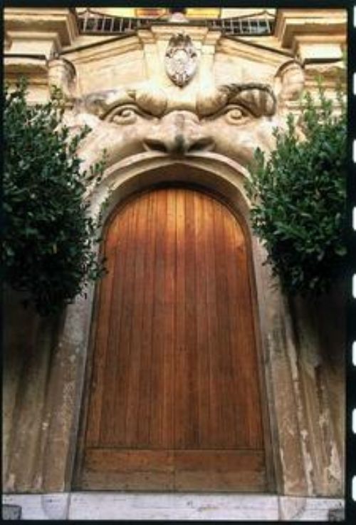 Passeggiata serale | Roma “bizantina”. Itinerario semi-dannunziano