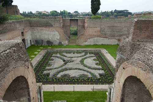 Il Palatino a colori | Le rovine del Palazzo imperiale e la mostra Orti e giardini