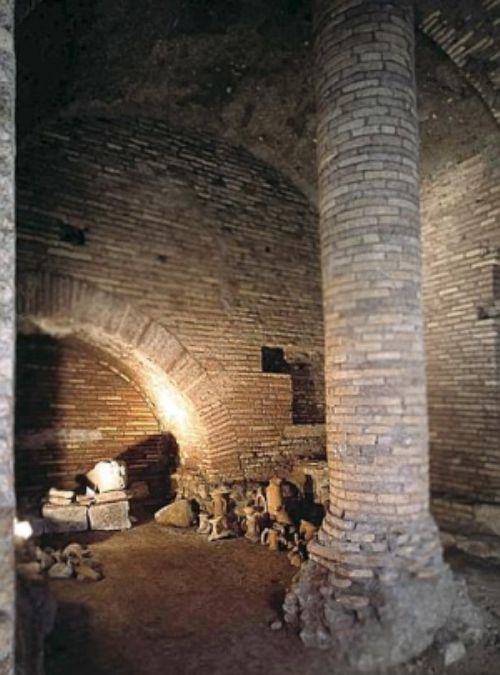 Roma Segreta |?La porta del Tempo. Visita spettacolo con apertura riservata