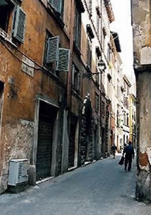 Passeggiata serale | La città del Papa. Urbanistica, storia e personaggi