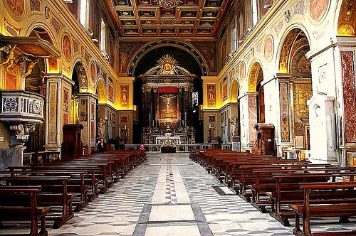 Gli scavi sotto San Lorenzo in Lucina