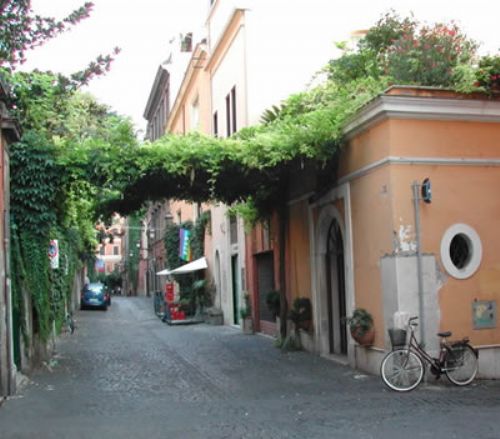 Via Margutta la strada dei pittori e l’Hotel Art