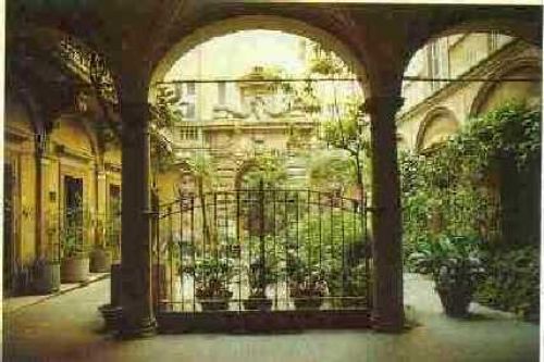 Passeggiata serale | Graffi e sgraffi. Le facciate istoriate del Rinascimento