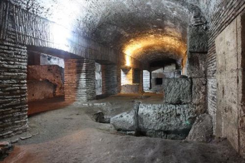 La chiesa e gli scavi di San Nicola in Carcere