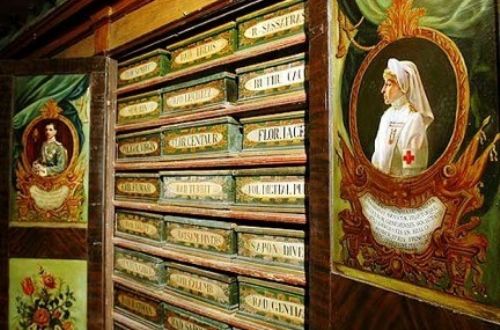 Apertura riservata | La chiesa e la Spezieria di Santa Maria della Scala