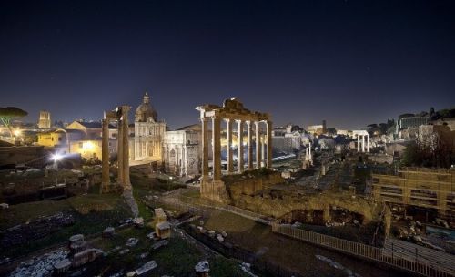 Archeologia sotto le stelle | Il Foro di Cesare