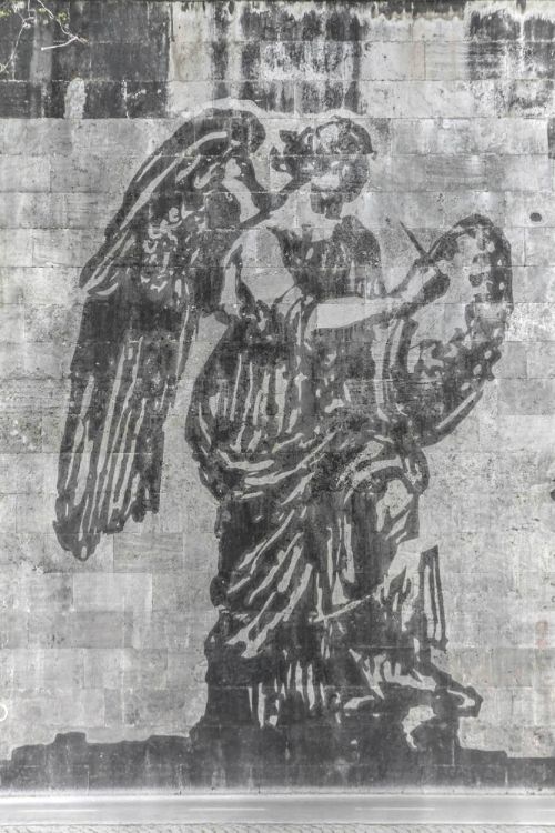 Passeggiata lungo il Tevere | Triumphs and Laments di William Kentridge