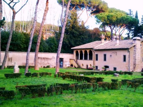 Tesori ben nascosti | La Casina del cardinal Bessarione sull’Appia Antica