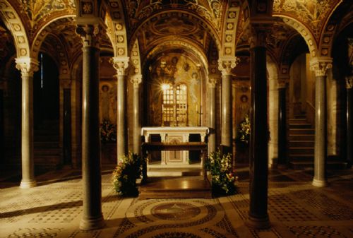 Santa Cecilia in Trastevere: il Giudizio di Pietro Cavallini e l’area di scavo