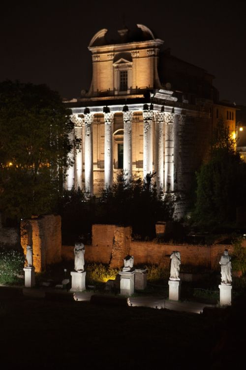 Apertura notturna straordinaria | La chiesa e il complesso di San Lorenzo de’ Speziali in Miranda