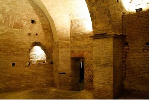 Le Case romane dei SS. Giovanni e Paolo al Celio