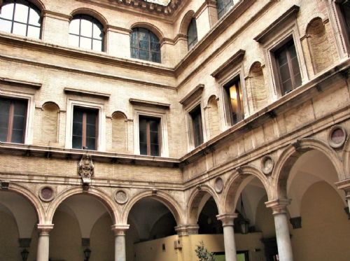 Apertura riservata | Palazzo della Valle