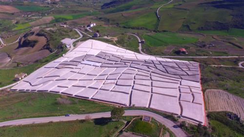 VAD | Il Cretto di Gibellina e il Teatro di Andromeda.  Arte contemporanea in Sicilia.