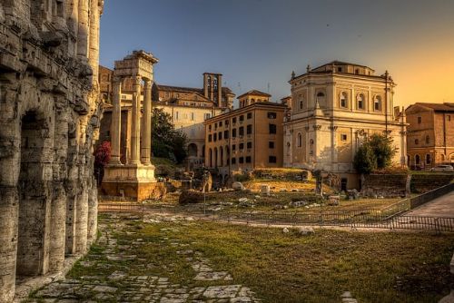 Passeggiata serale | Ghetto e il Rione S. Angelo
